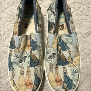 TOMS Disney Cream and Blue Sneakers Tropical Print
